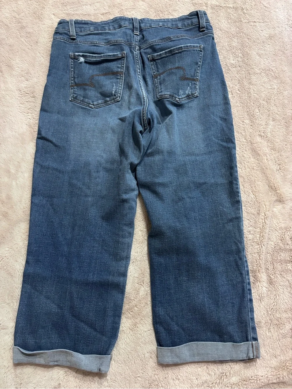 Time and Tru Light Blue Denim Jeans with Contrast Stitching